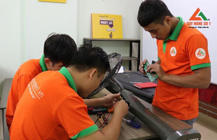 Hướng dẫn sửa chữa quạt Điện - kiến thức cơ bản và thực hành