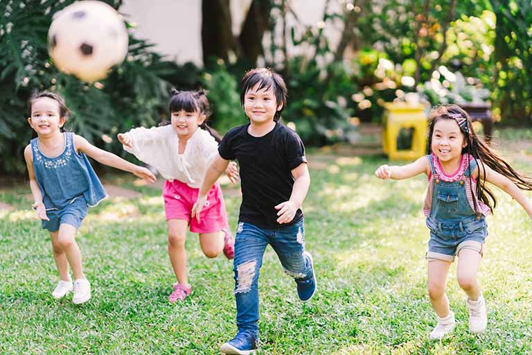 Thế làm sao là phát triển toàn vẹn của trẻ em